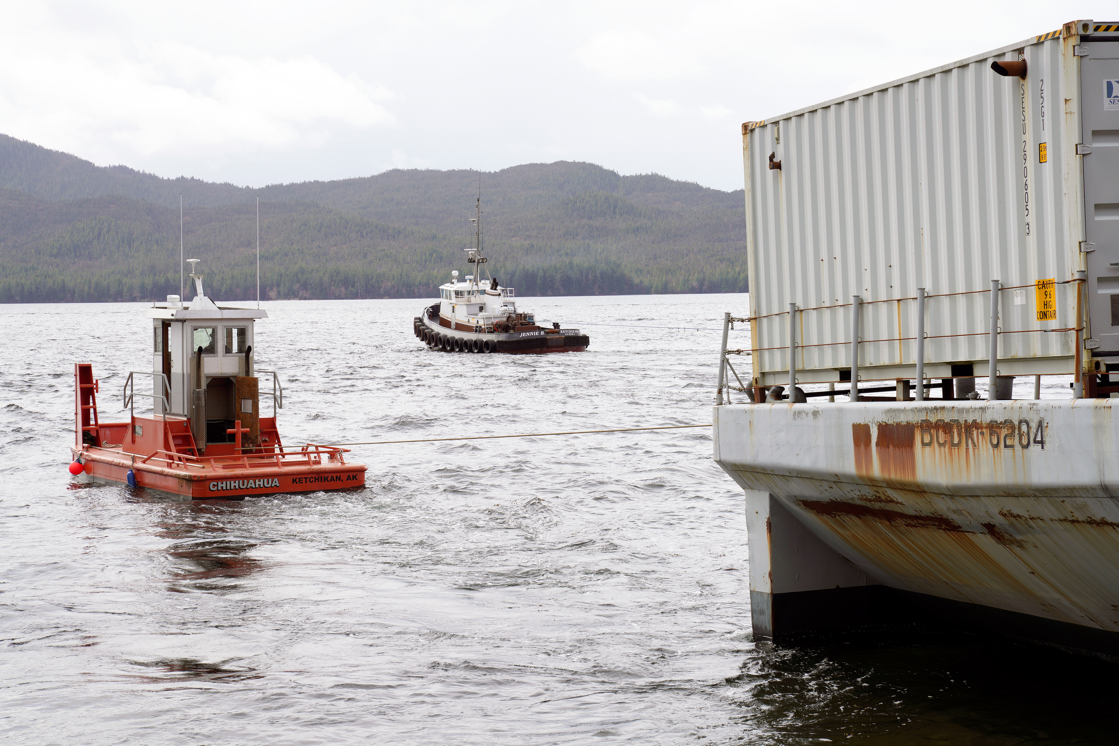 Barge refloat 033022 03